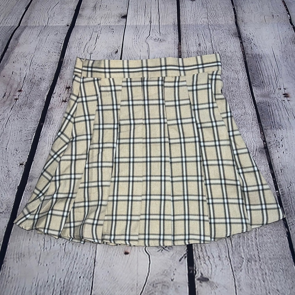 Pleated Skirt